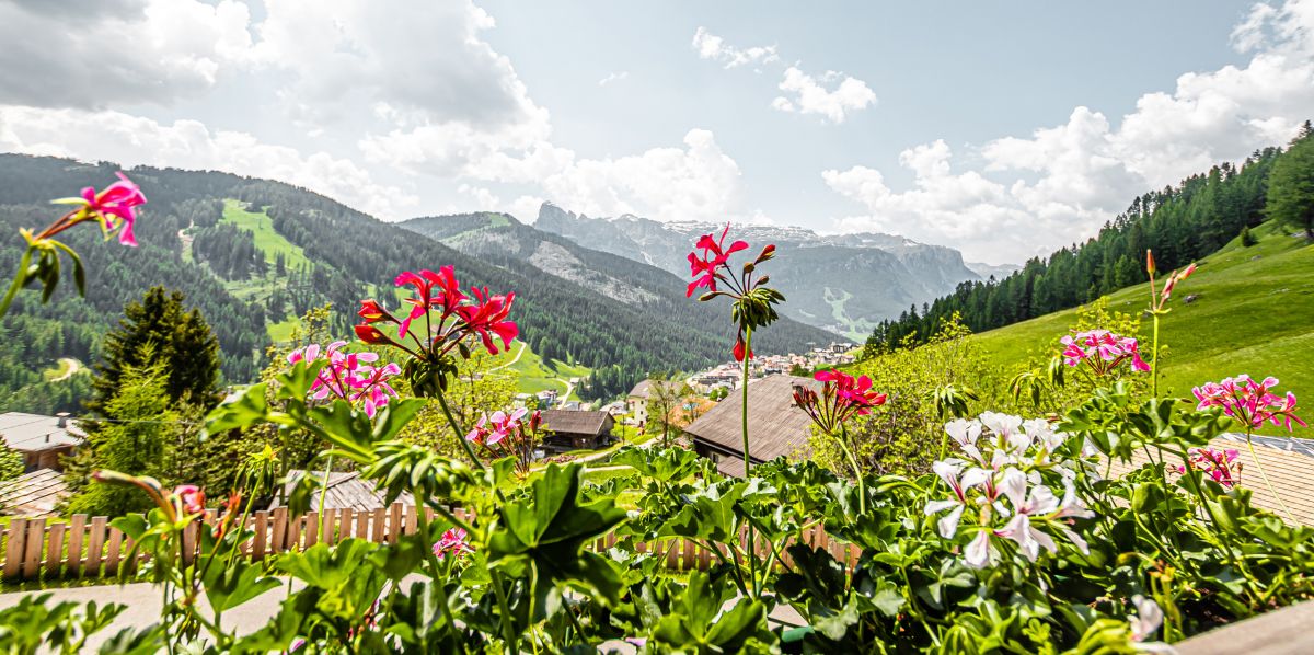 Image: Hotel Ciasa Rü Blanch in the heart of Alta Badia